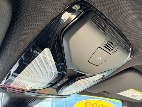 Used 2022 BMW X5 xDrive45e w/ Premium Package image 38