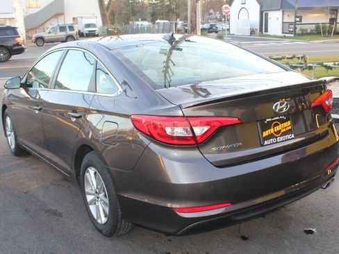 Used 2015 Hyundai Sonata SE w/ Option Group 09 image 2