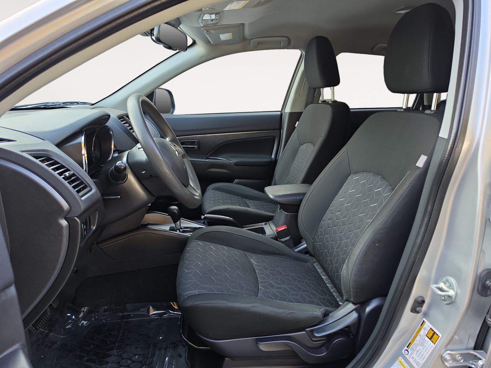 Used 2023 Mitsubishi Outlander Sport ES AWD/4WD image 9