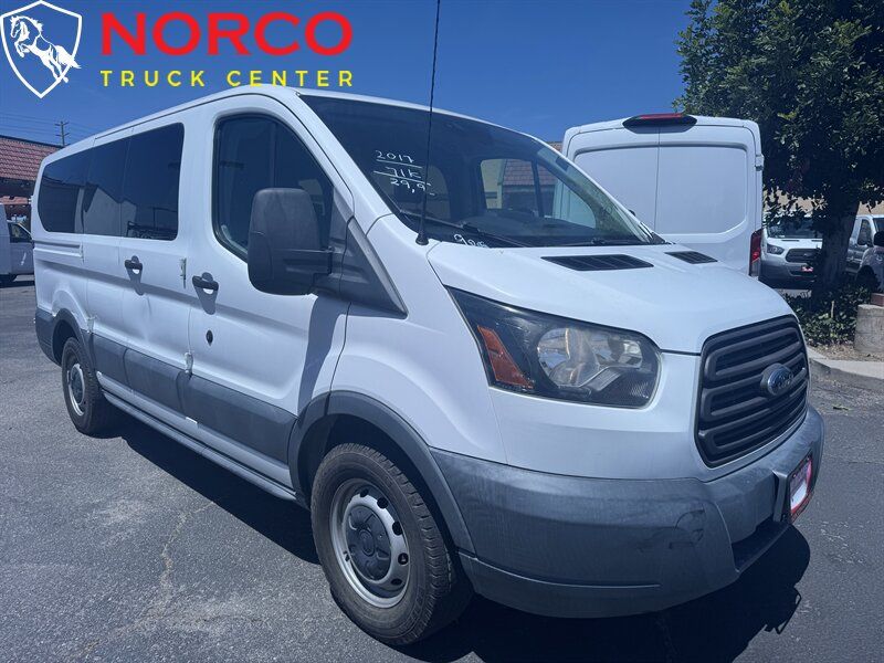 Used 2017 Ford Transit 150 XL RWD image 4