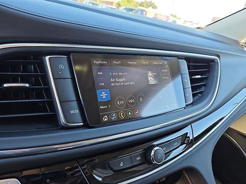 Used 2024 Buick Enclave Avenir w/ Avenir Technology Package image 18