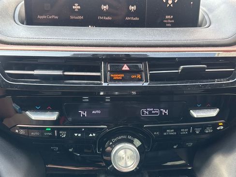 Used 2022 Acura MDX FWD w/ Technology Package image 12