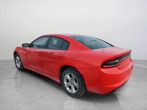 Used 2020 Dodge Charger SXT w/ Leather Interior Group image 3