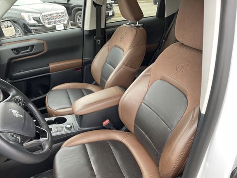 Used 2023 Ford Bronco Sport Badlands w/ Premium Package image 11