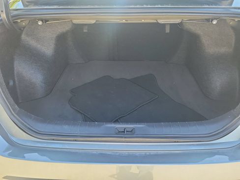 Used 2025 Nissan Altima 2.5 SV FWD image 7