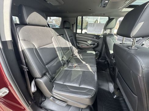 Certified 2017 GMC Yukon XL SLT w/ Open Road Package image 28