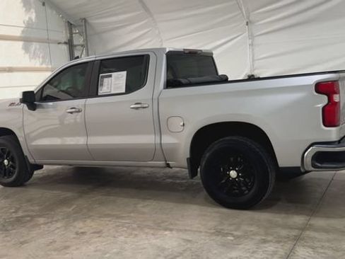 Used 2019 Chevrolet Silverado 1500 LT w/ All-Star Edition AWD/4WD image 2