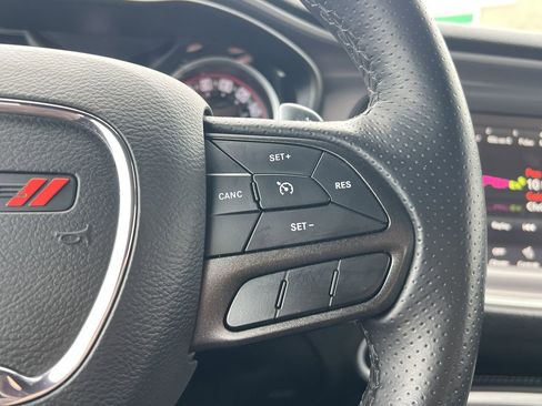 Used 2022 Dodge Challenger R/T Scat Pack image 11