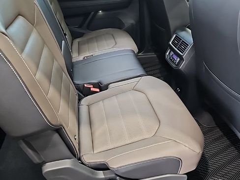 New 2026 Volkswagen Atlas SEL AWD/4WD image 17