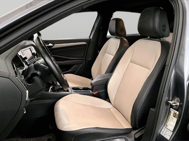 Used 2021 Volkswagen Jetta R-Line FWD image 25