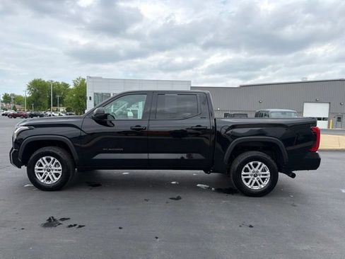 Certified 2023 Toyota Tundra SR5 AWD/4WD image 4