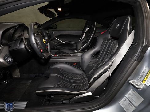Used 2014 Ferrari F12 Berlinetta image 18
