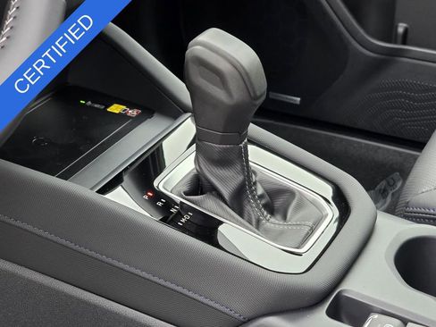 Certified 2025 Subaru Forester Limited image 24