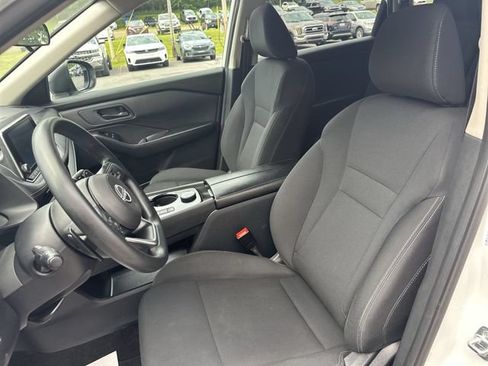 Used 2024 Nissan Rogue S AWD/4WD image 15