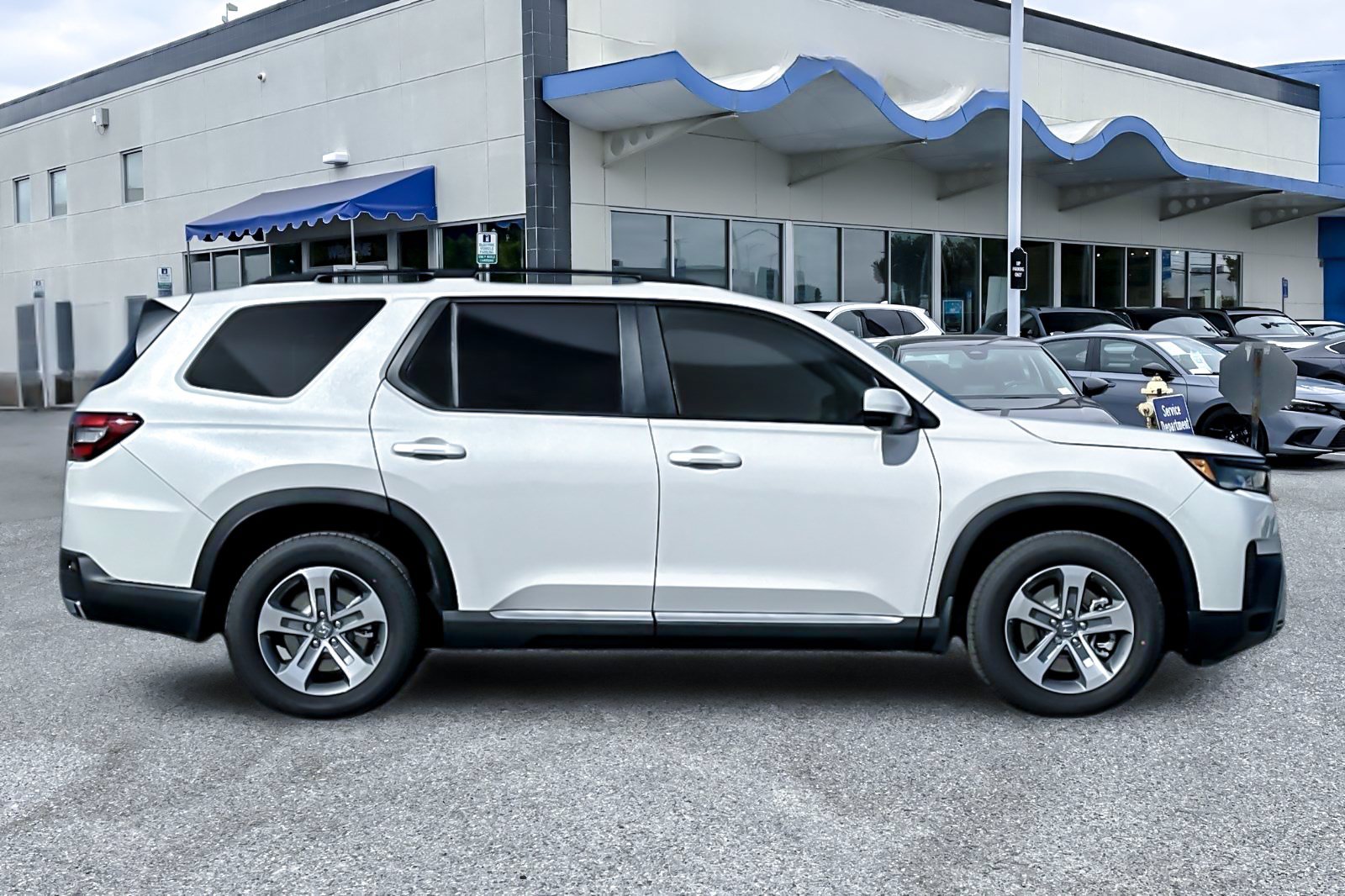New 2026 Honda Pilot EX-L image 7