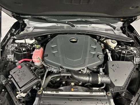 Certified 2024 Chevrolet Camaro LT image 28