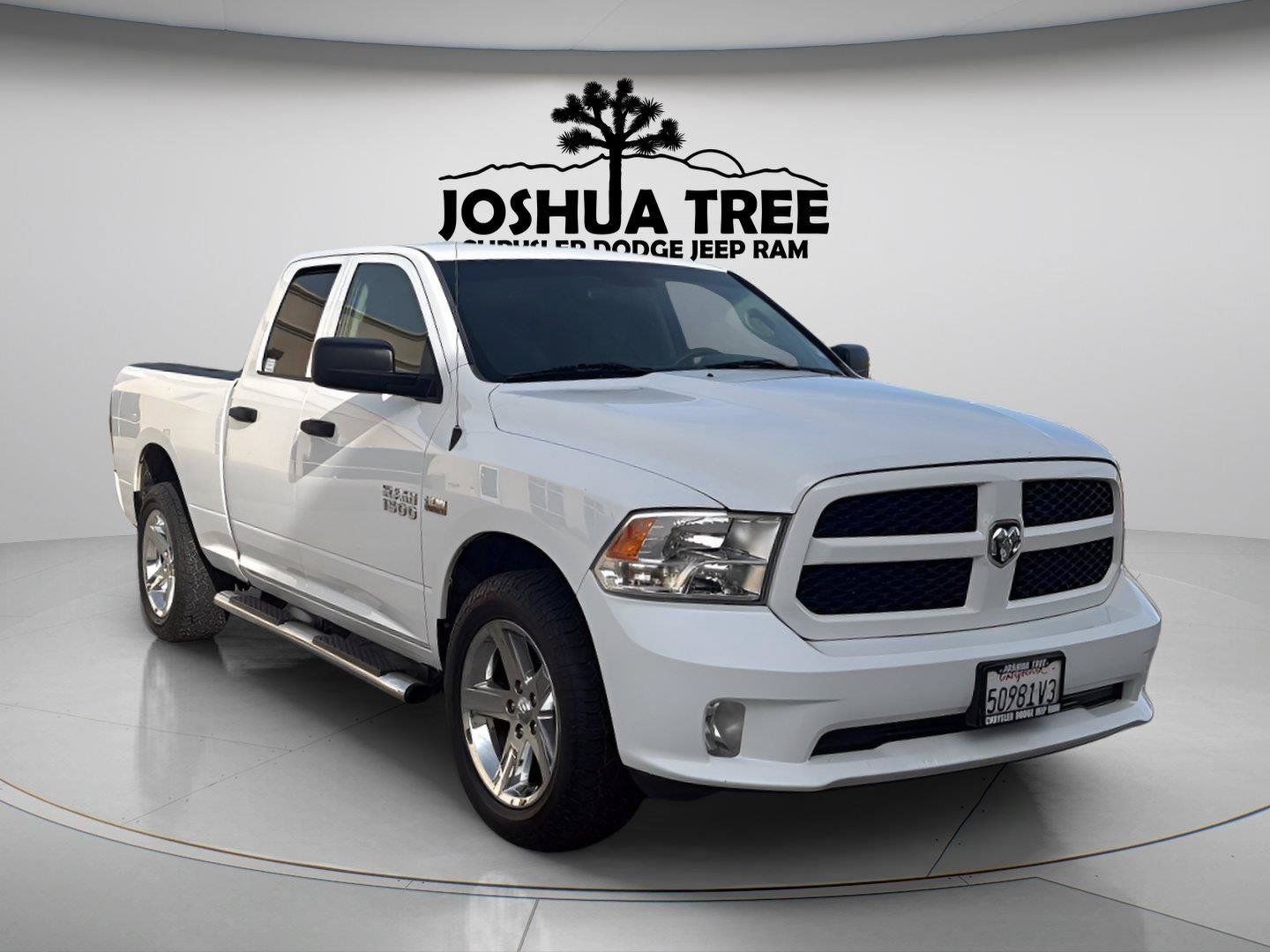 Used 2018 RAM 1500 Express w/ Express Value Package AWD/4WD image 2