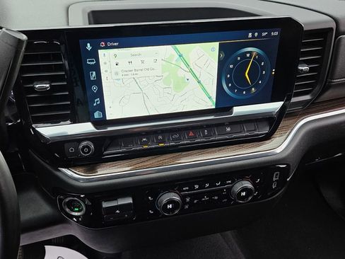 Used 2025 Chevrolet Silverado 1500 LT image 17