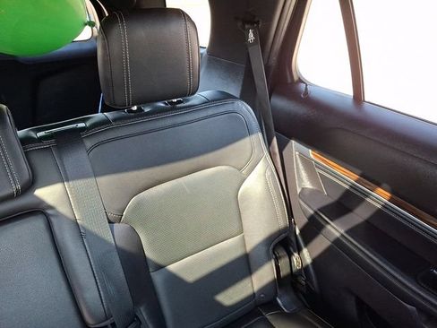 Used 2018 Ford Explorer Limited w/ Equipment Group 301A AWD/4WD image 20