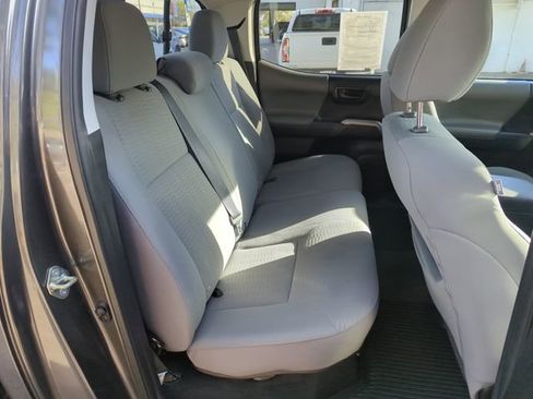Used 2017 Toyota Tacoma SR5 w/ Tow Package image 29