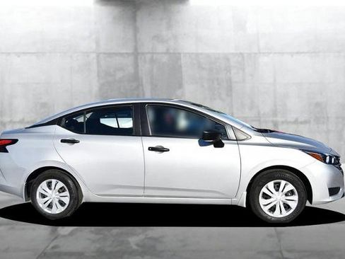 Certified 2024 Nissan Versa S image 5