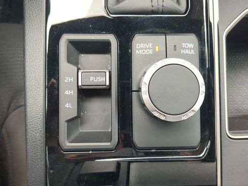 Used 2025 Toyota Tundra SR5 w/ SR5 Convenience Package AWD/4WD image 27