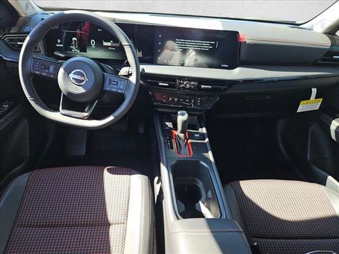 New 2026 Nissan Kicks SR image 10