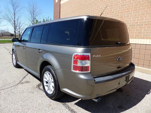Used 2014 Ford Flex SE image 6