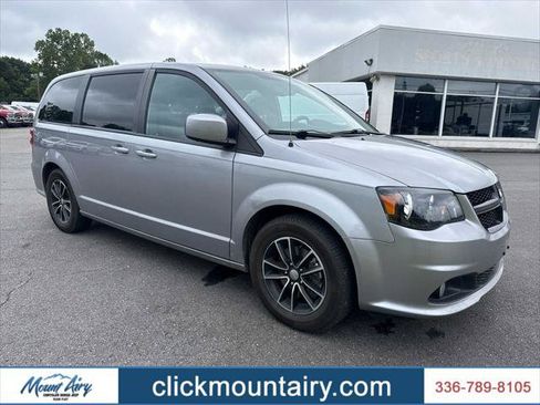 Certified 2018 Dodge Grand Caravan SE FWD image 1