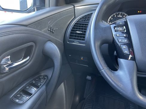 Certified 2022 Nissan Armada SL w/ Midnight Edition Package image 14