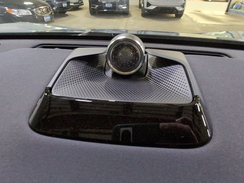 Used 2025 Polestar Polestar 3 image 23