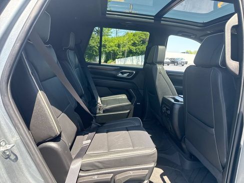 Used 2024 Chevrolet Tahoe Premier w/ Premium Package 2 AWD/4WD image 24