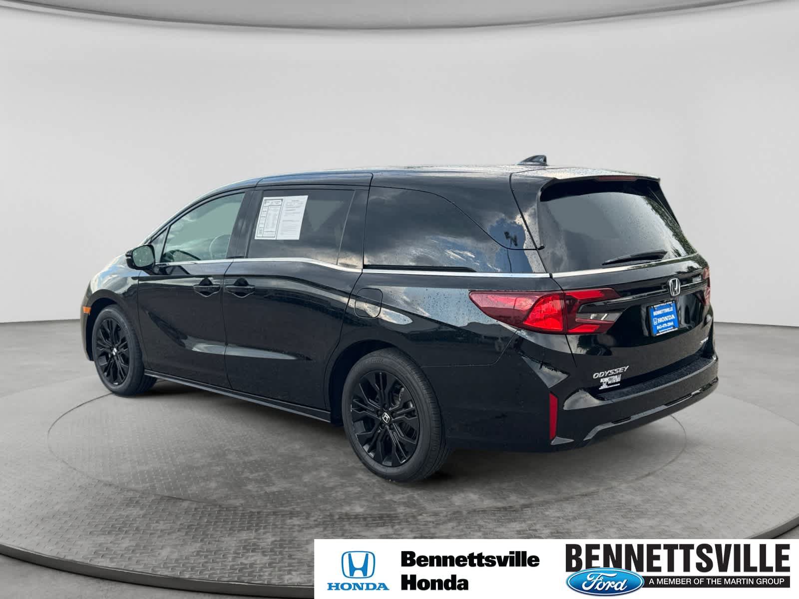 Used 2025 Honda Odyssey Sport-L image 7