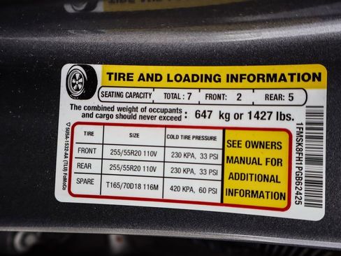 Used 2023 Ford Explorer Limited image 48