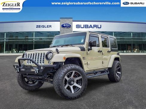 Used 2017 Jeep Wrangler Unlimited Sahara w/ Connectivity Group AWD/4WD image 1