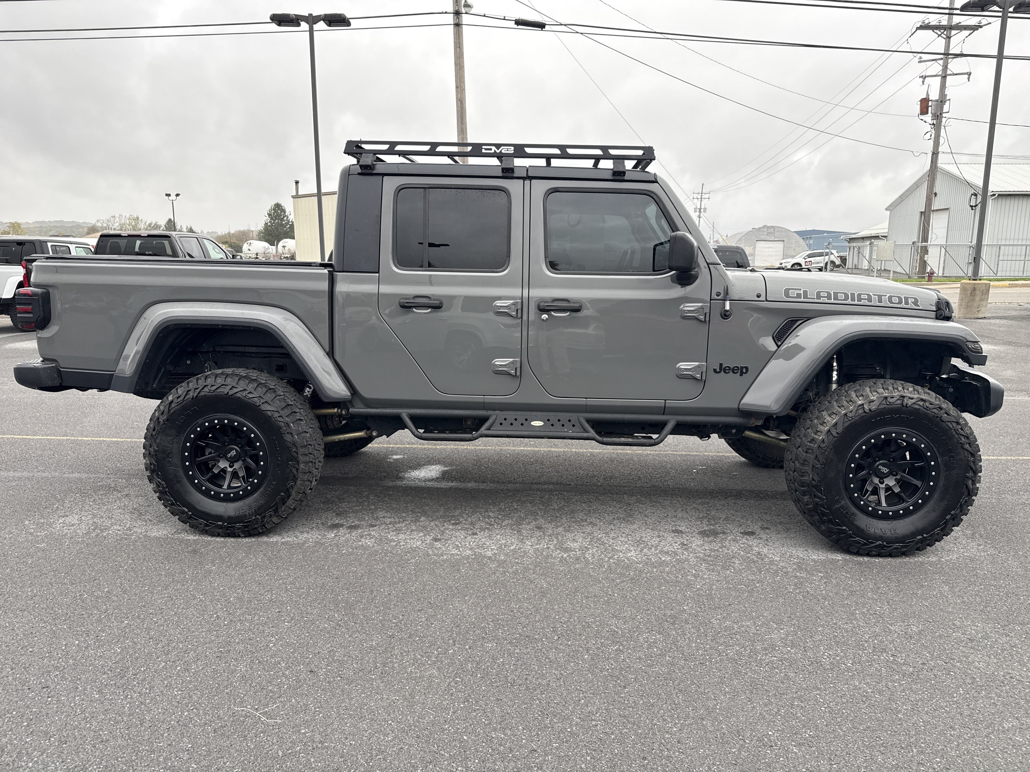 Used 2020 Jeep Gladiator Sport AWD/4WD image 12