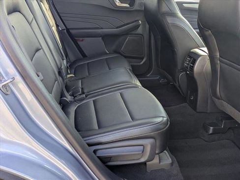 Used 2022 Ford Escape SEL w/ Technology Package image 18