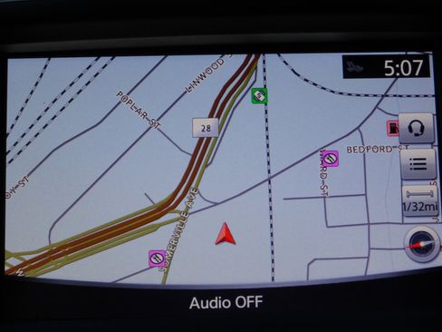 Used 2017 INFINITI QX60 Luxe w/ Premium Plus Package image 22