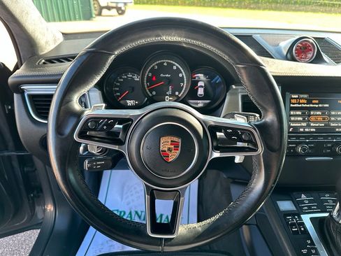 Used 2015 Porsche Macan Turbo AWD/4WD image 15