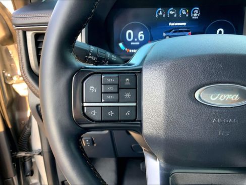 Used 2023 Ford Expedition Max Platinum AWD/4WD image 24