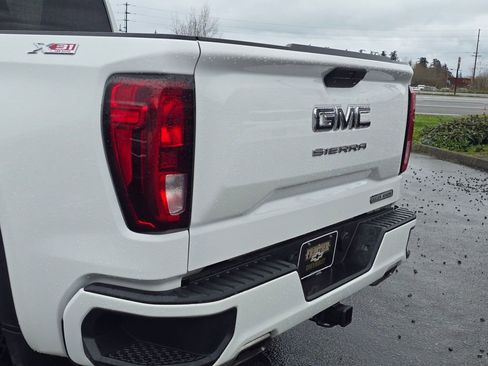 Used 2021 GMC Sierra 1500 Elevation w/ LPO, Elevation Black Package image 6