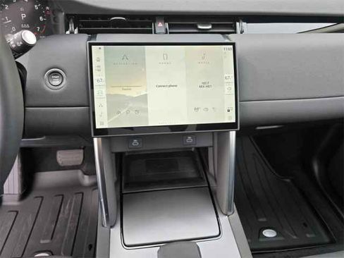 Used 2025 Land Rover Discovery Sport S image 31