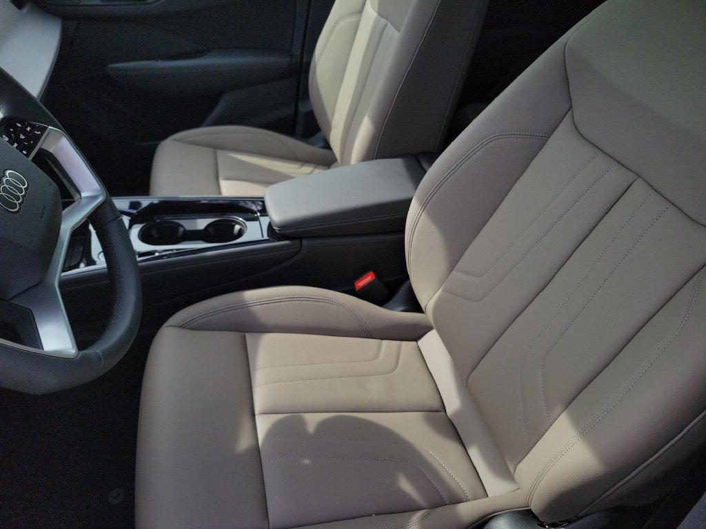 New 2026 Audi Q3 quattro 2.0T AWD/4WD image 16