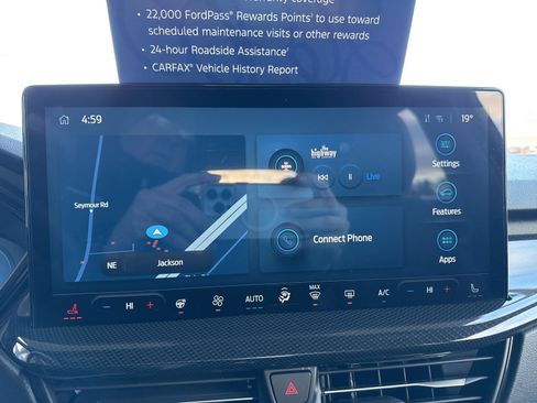 Certified 2024 Ford Escape ST-Line Select w/ Tech Pack #2 image 31