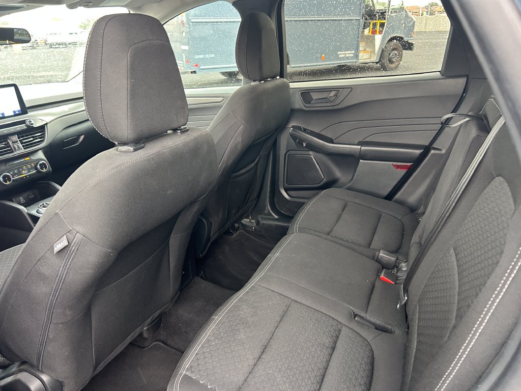 Used 2025 Ford Escape Active AWD/4WD image 28