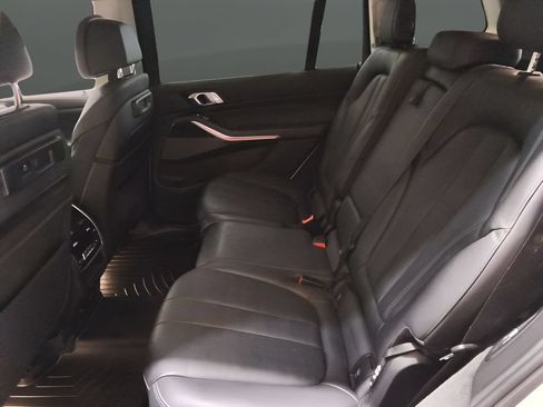 Used 2019 BMW X7 xDrive40i w/ Premium Package AWD/4WD image 30