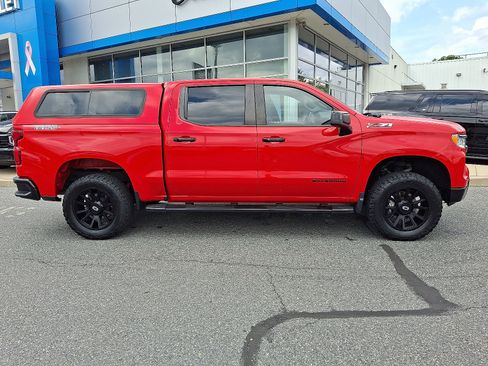 Used 2022 Chevrolet Silverado 1500 LT Trail Boss w/ Convenience Package II AWD/4WD image 8