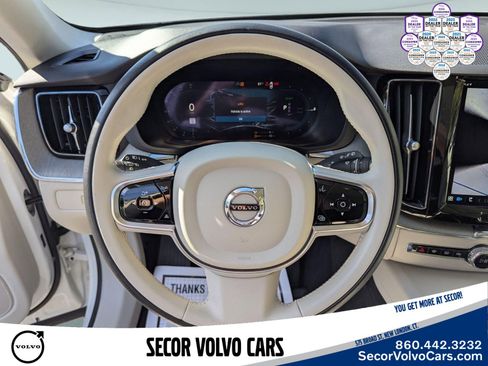 Certified 2024 Volvo XC60 T8 Plus w/ Protection Package Premier AWD/4WD image 16