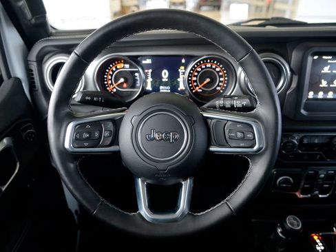 Used 2021 Jeep Wrangler Unlimited Sahara w/ Cold Weather Group image 18