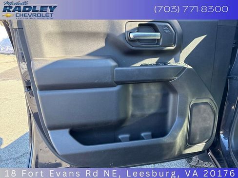 Used 2024 Chevrolet Silverado 2500 Custom w/ Custom Value Package image 12